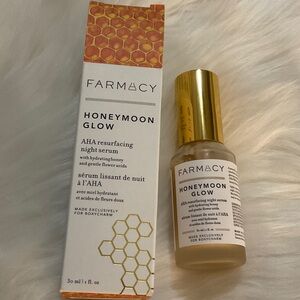 Farmacy Honeymoon Glow Serum with Gold Cap